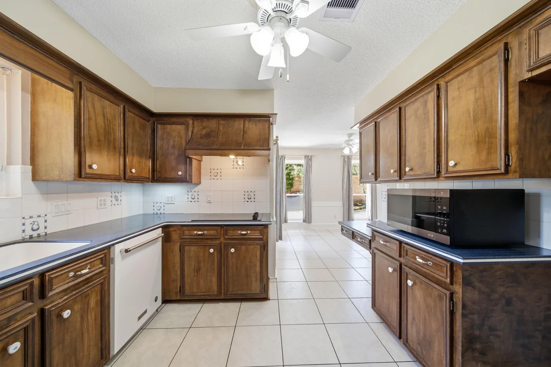 Photo of 626 Magic Oaks Drive