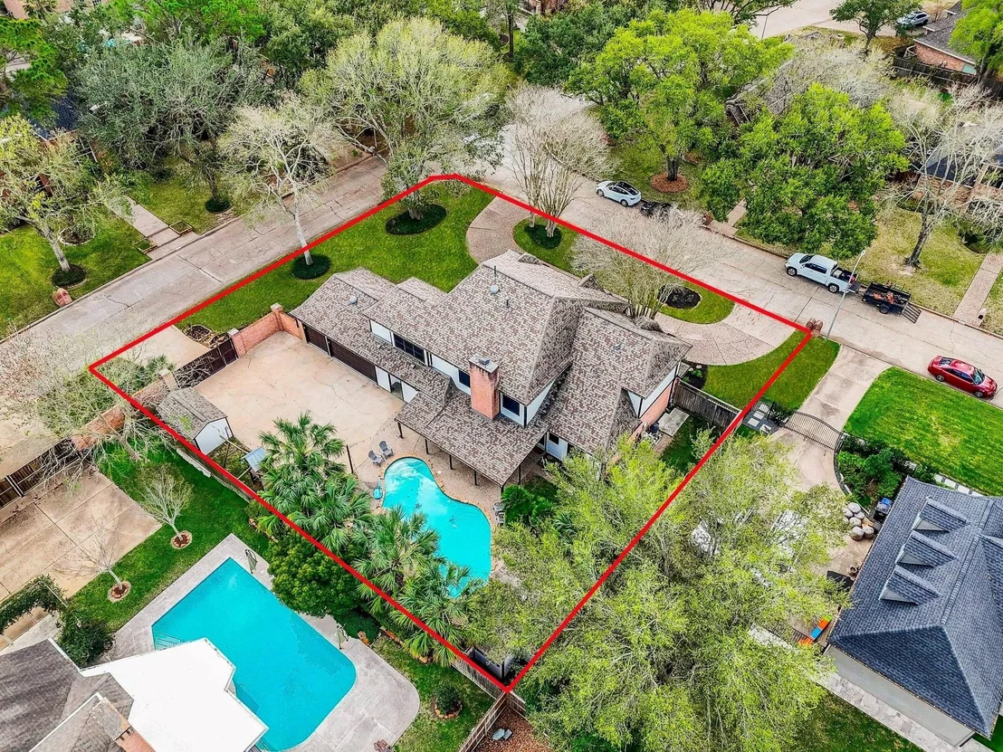 Photo of 1811 Fieldbriar Drive