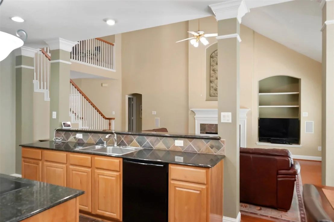 Photo of 49 N Greenvine Circle