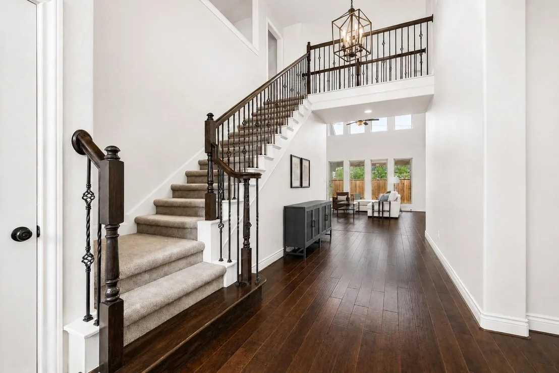 Photo of 1616 Hewitt Drive