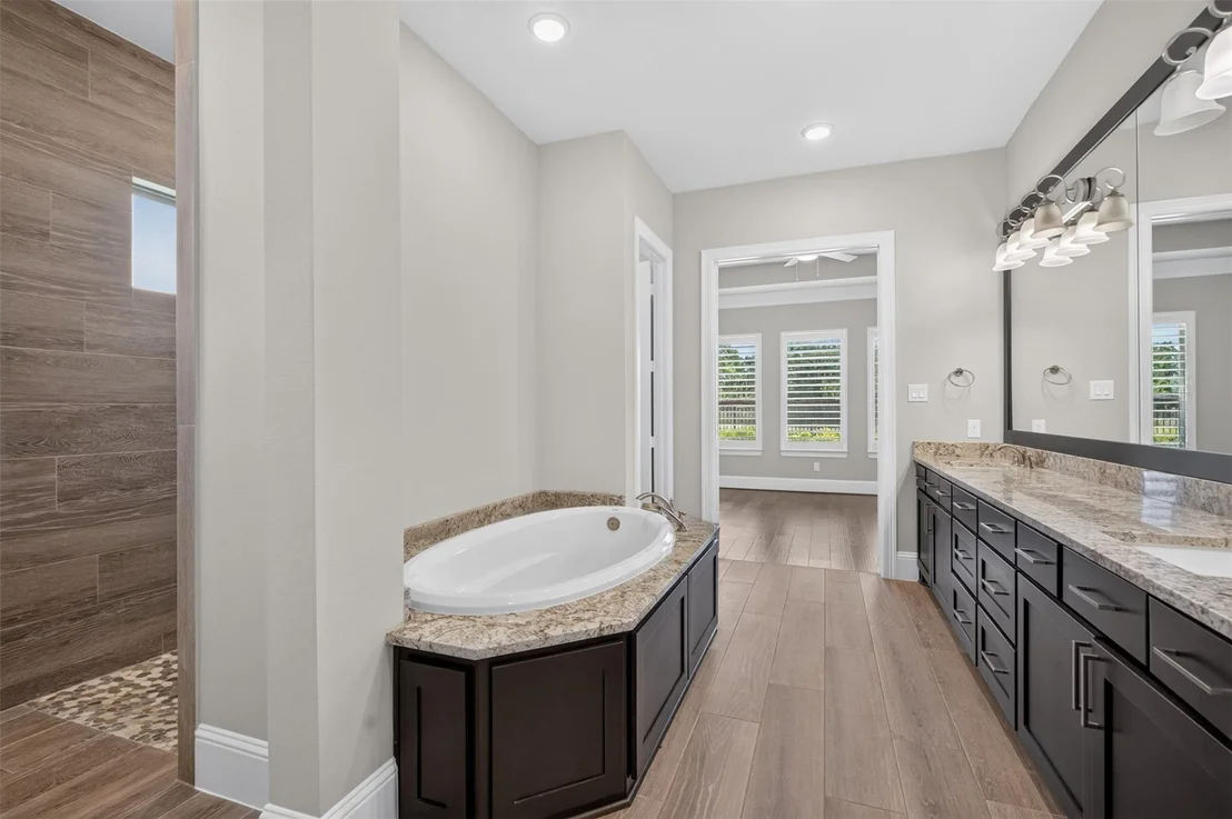 Photo of 31424 Creekside Oaks Lane