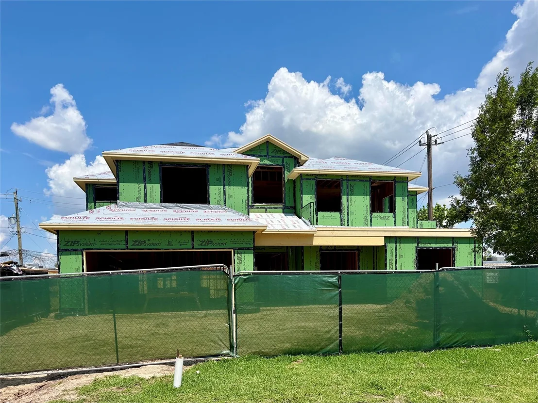 Photo of 1116 Oak Tree Drive