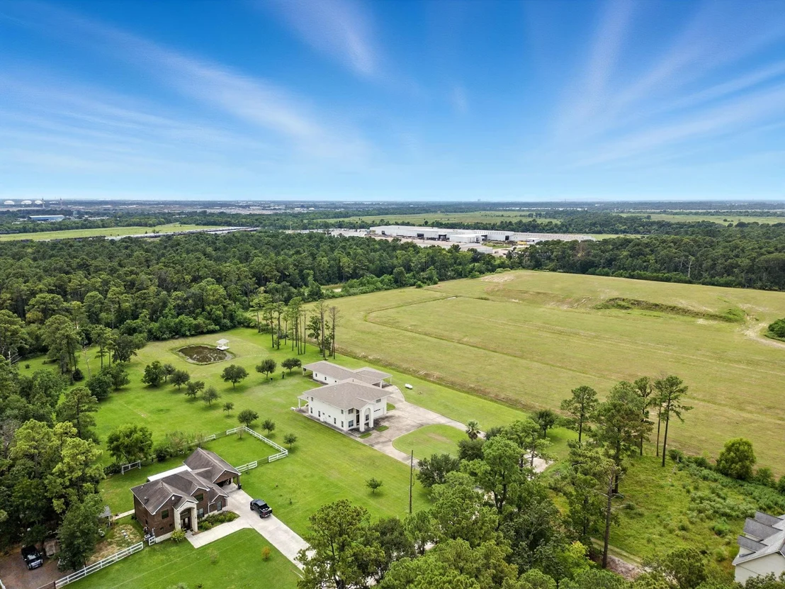 Photo of 15402 Long Road
