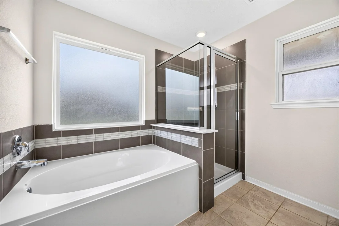 Photo of 5202 Pine Forest Ridge Street