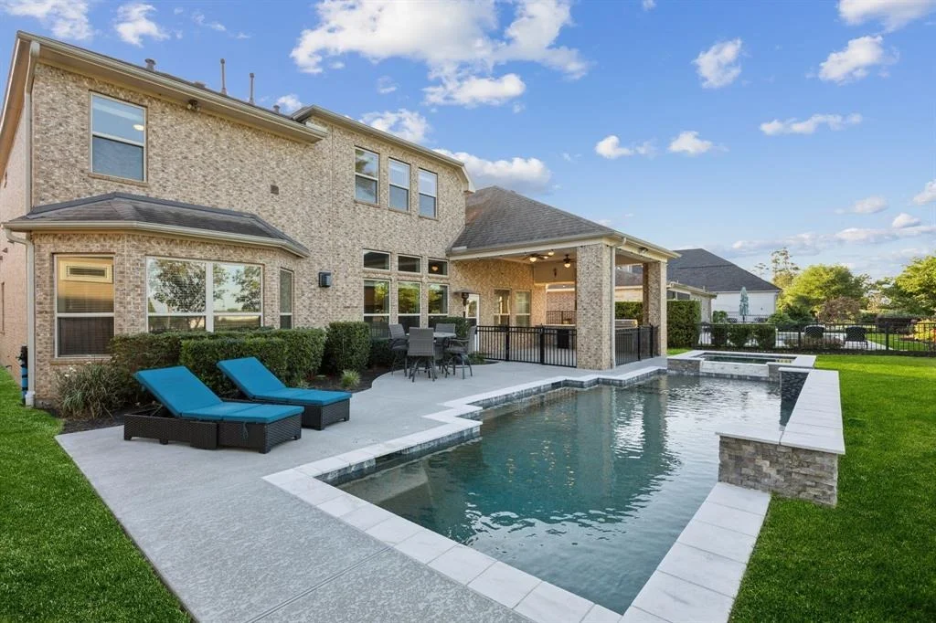 Photo of 8227 Caroline Ridge Drive
