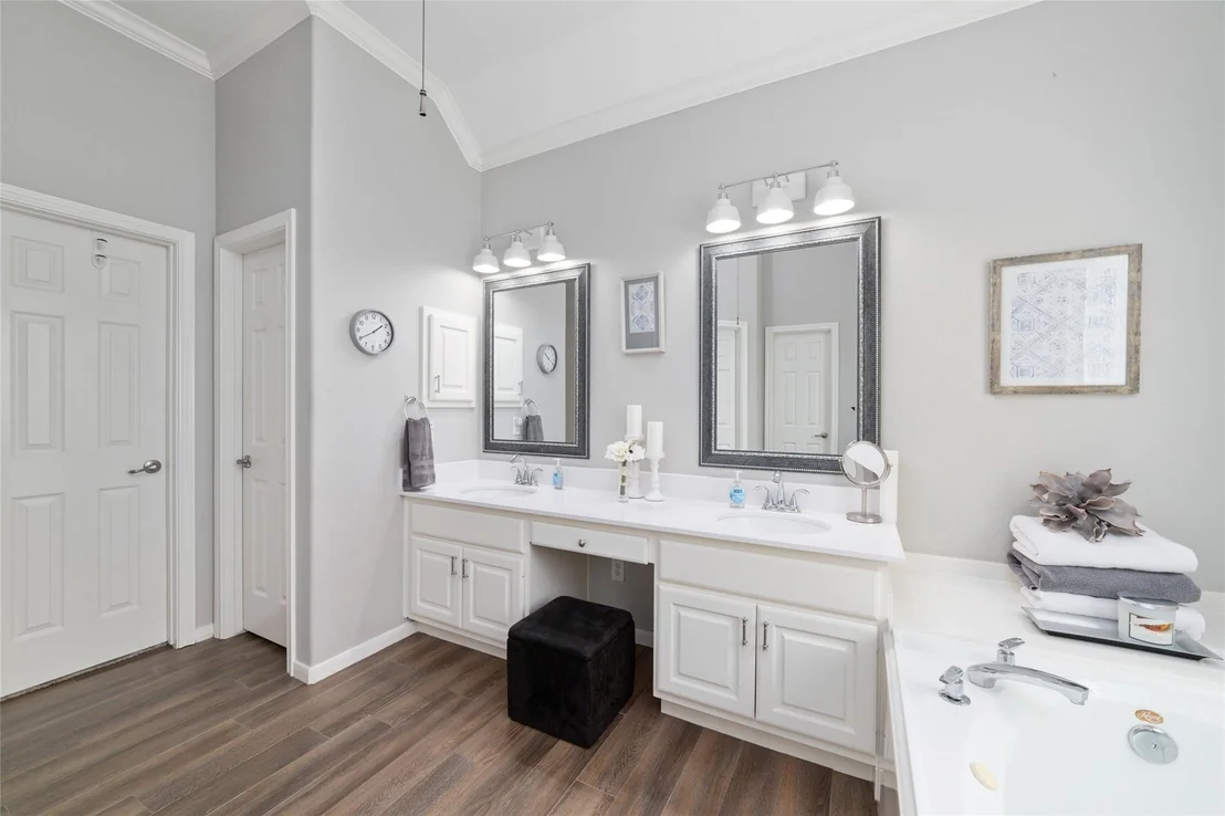 Photo of 4739 Camden Brook Lane
