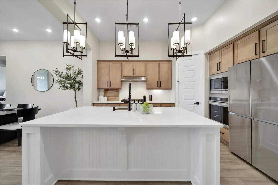 Photo of 2554 Forbidden Fig Row