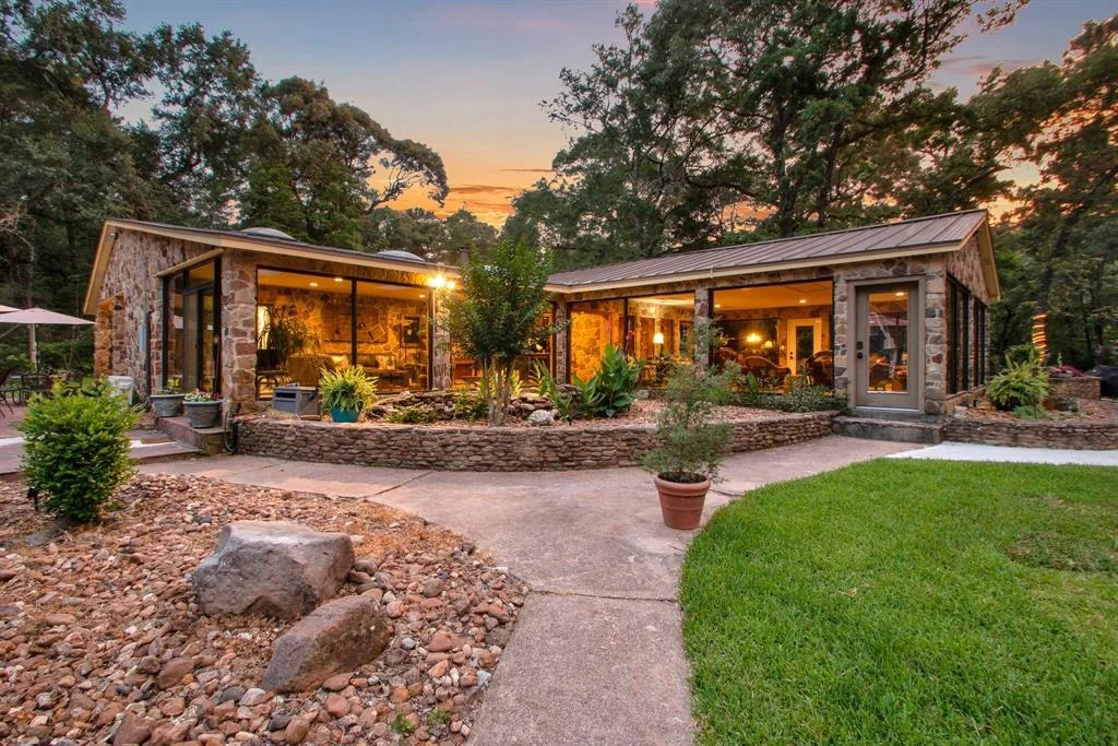Photo of 22827 Edward Lane