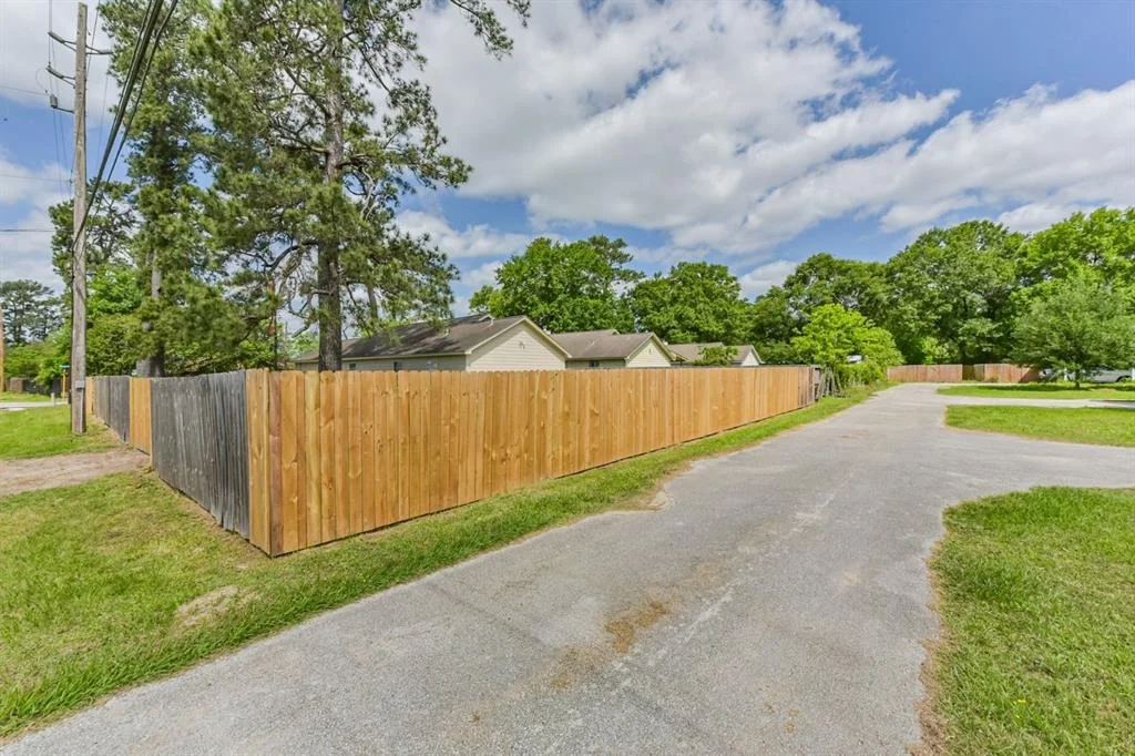 Photo of 27806 Red Fox Road