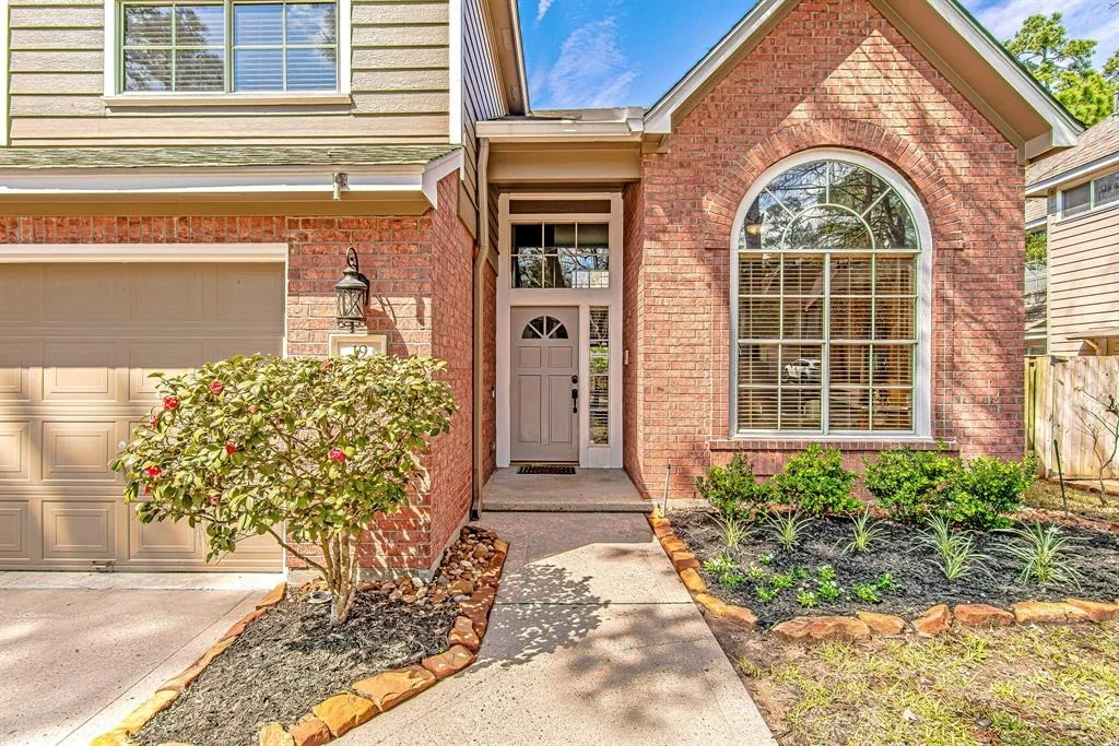 Photo of 19 S Greywing Place