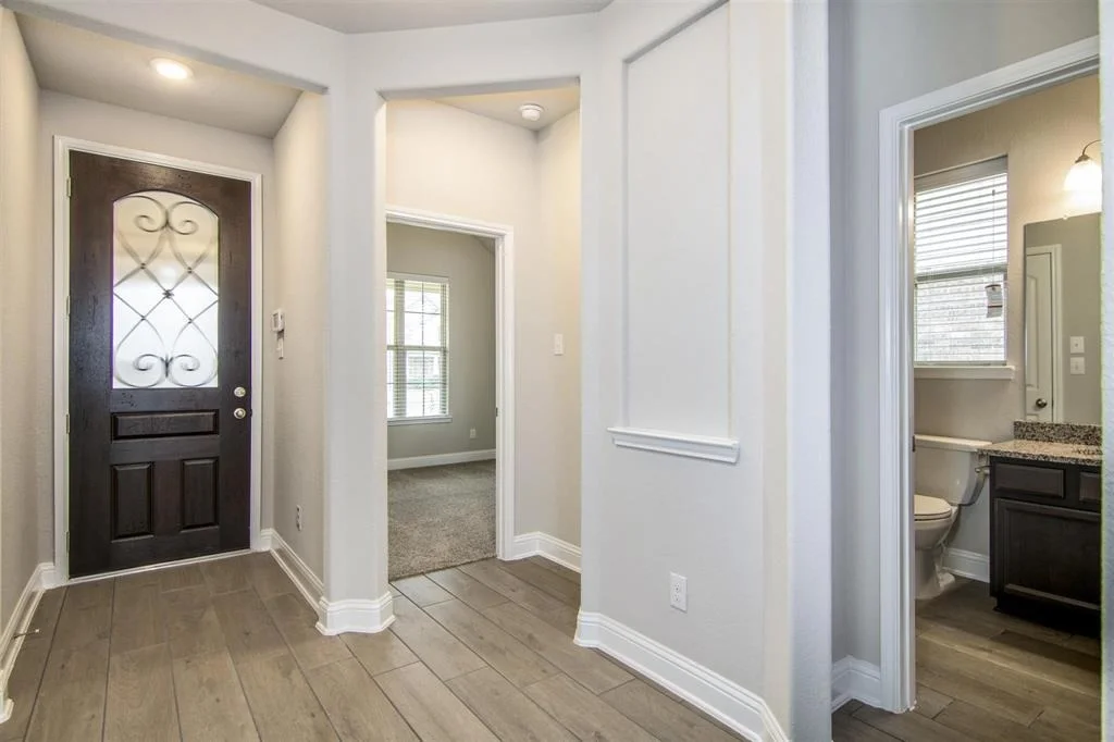 Photo of 8231 Oxbow Manor Lane