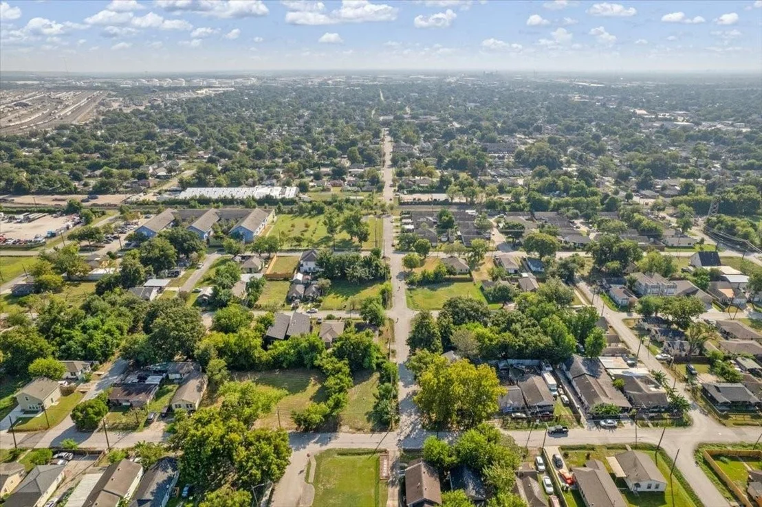 Photo of 2302 Chew Street Street