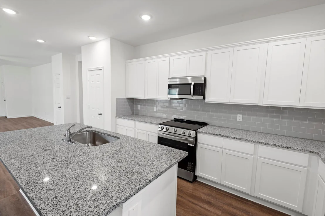 Photo of 502 Oak Chase Avenue