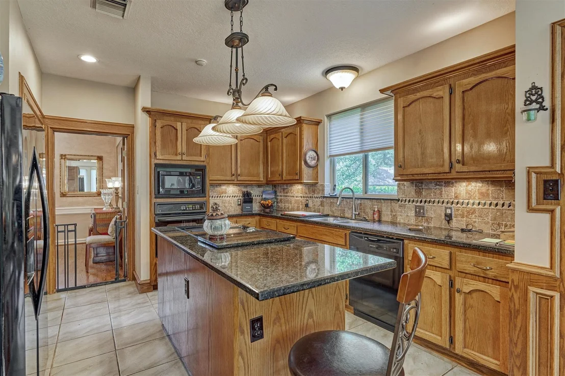 Photo of 423 Pine Edge Drive