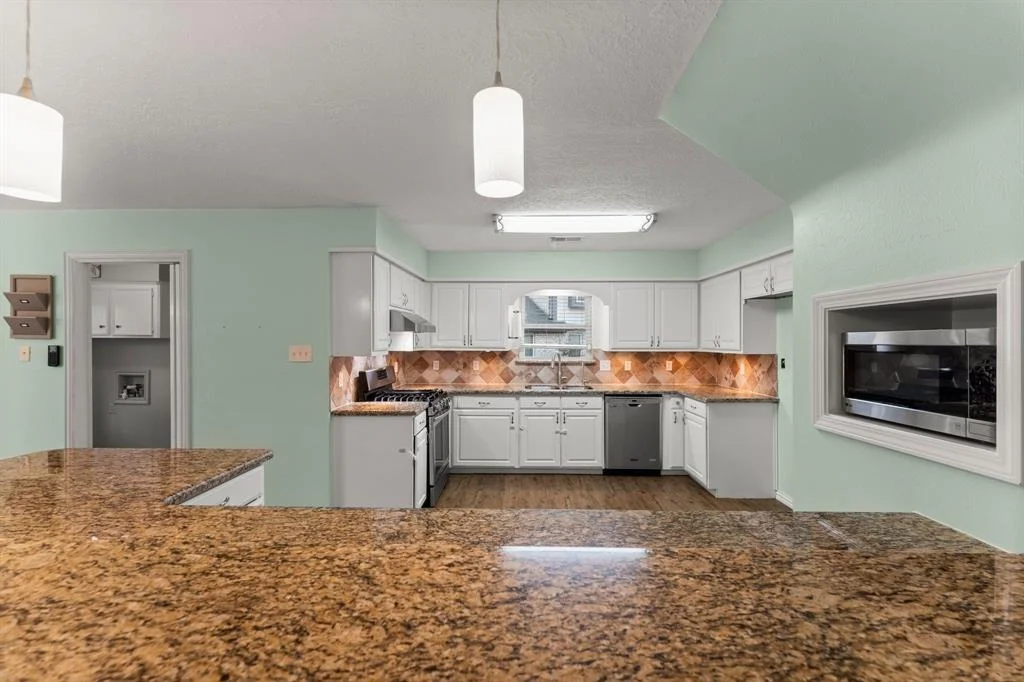 Photo of 6511 Hickorycrest Drive