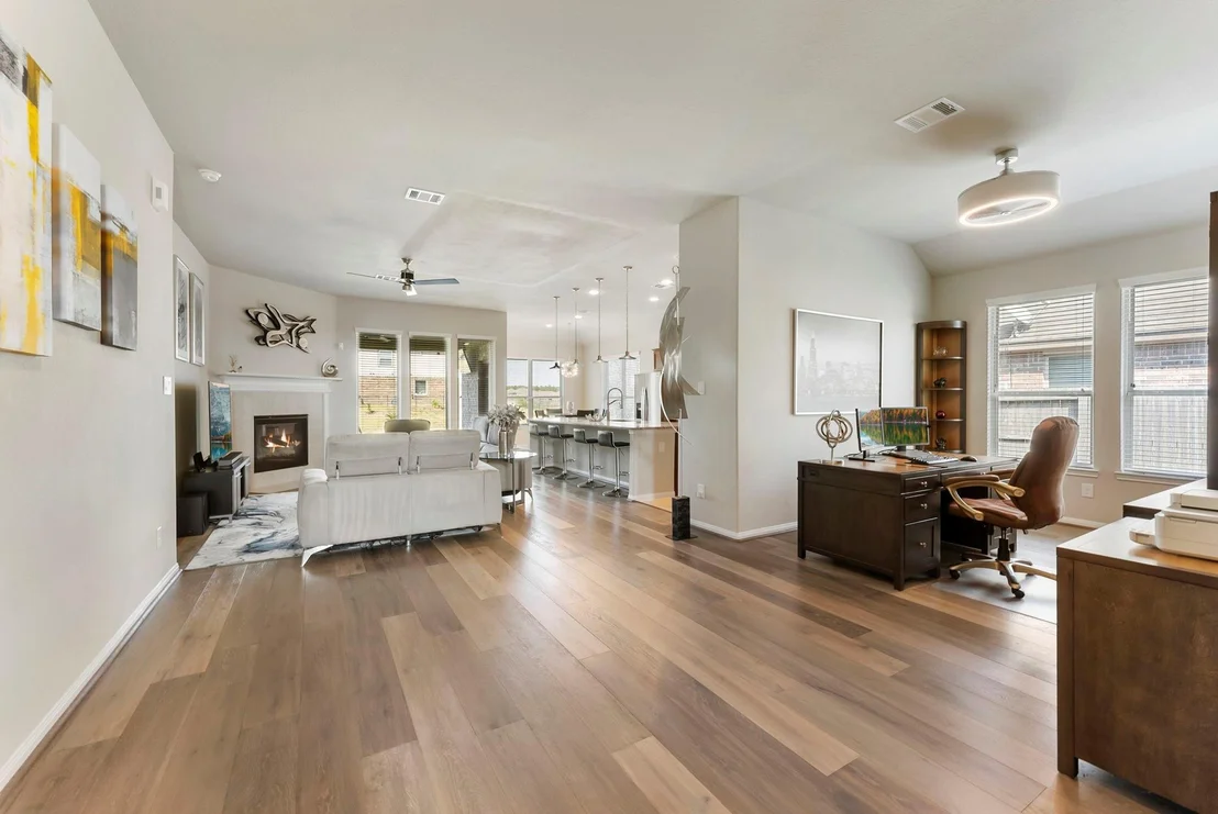 Photo of 3707 Lake Bend Shore Drive
