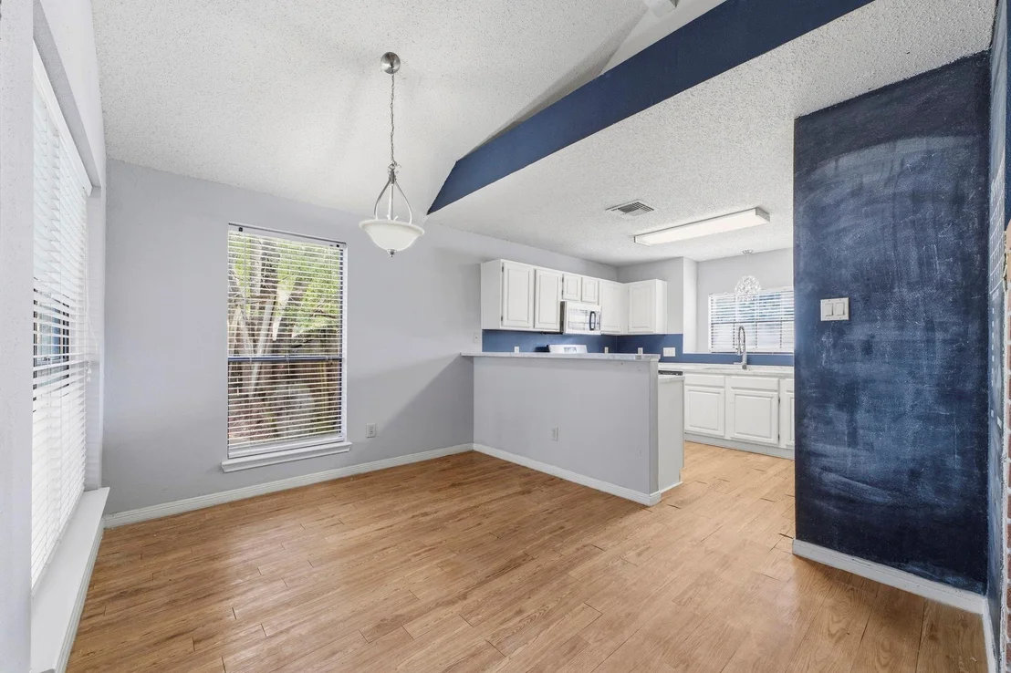 Photo of 1139 Saint John Drive