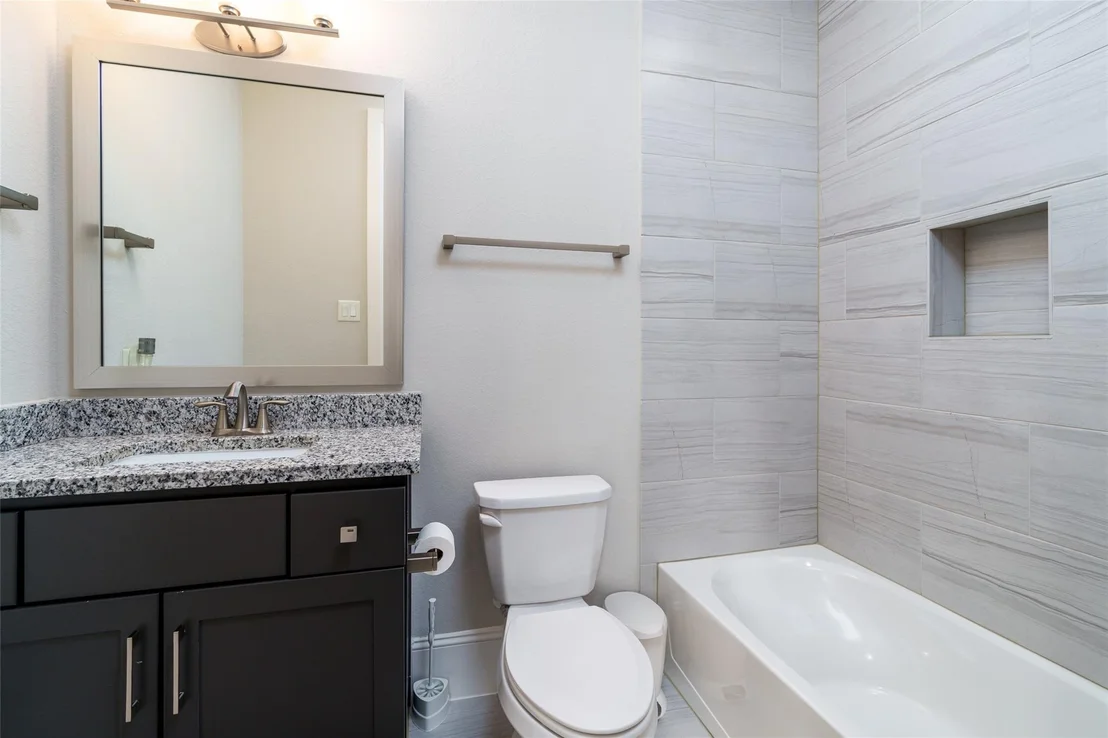Photo of 1303 Edwinstowe Trail