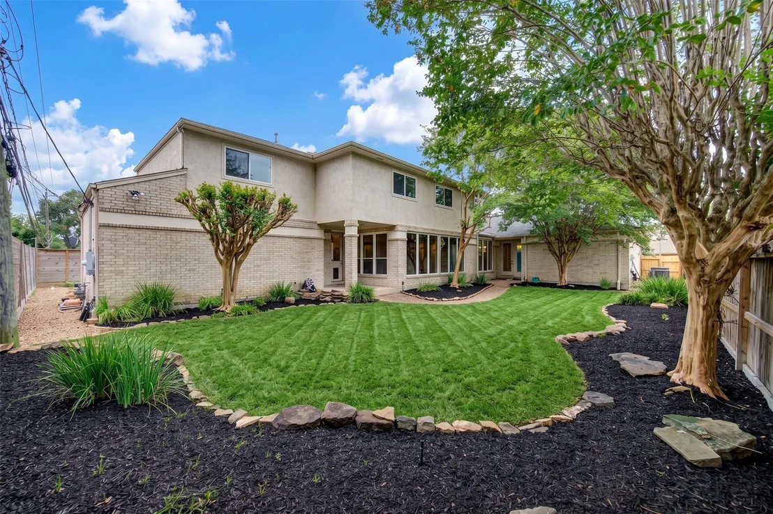 Photo of 4967 Dumfries Drive