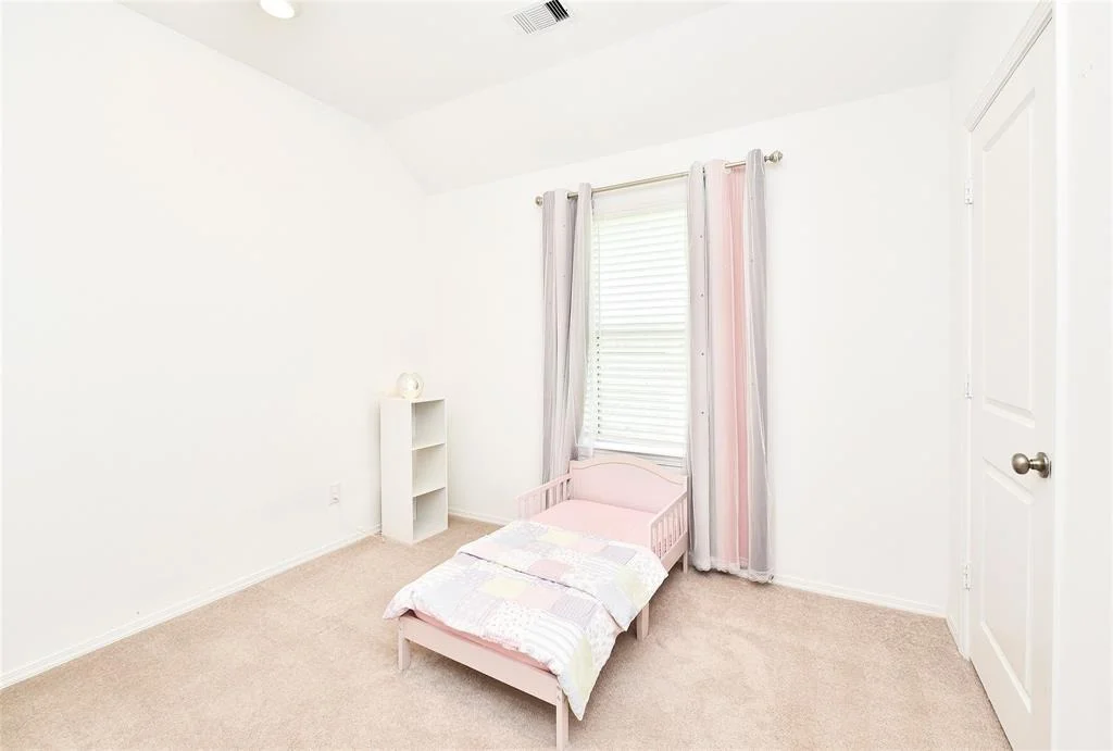 Photo of 4935 Twin Summit Drive