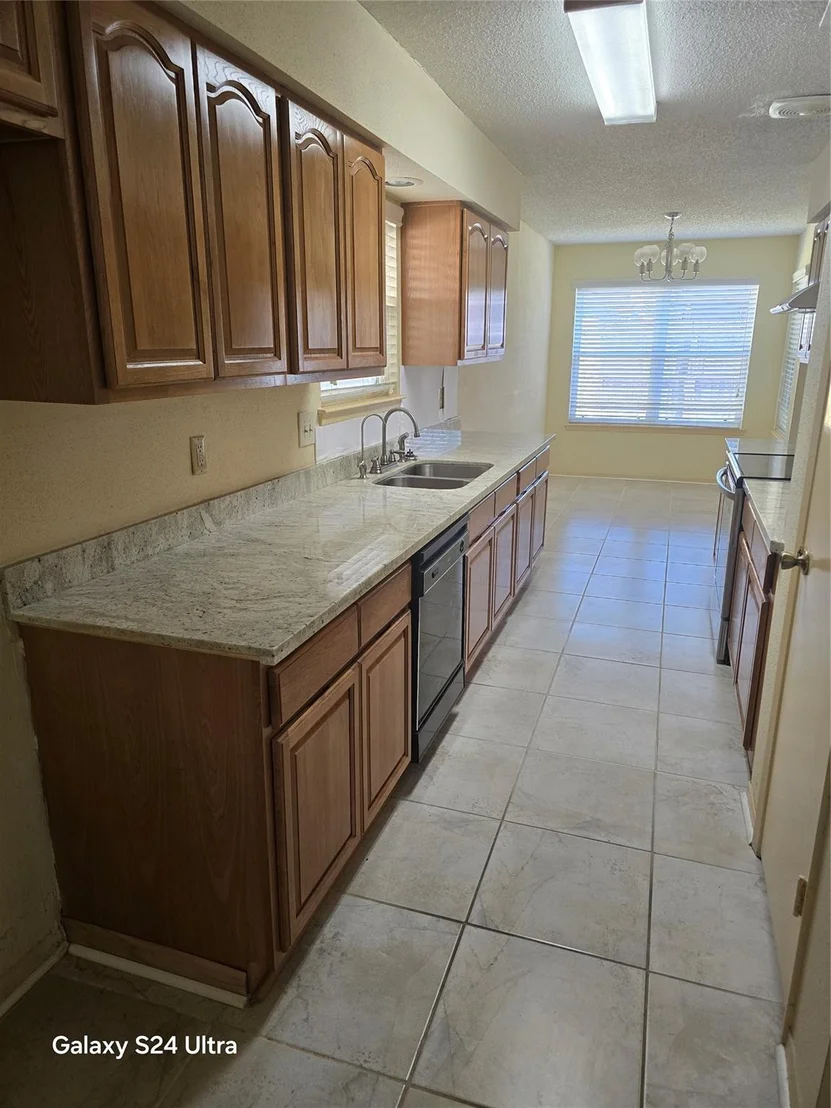 Photo of 6203 Gladewell Drive