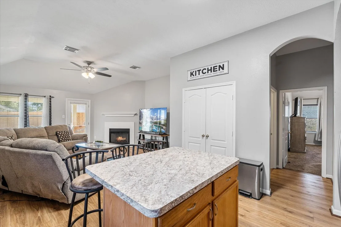 Photo of 4511 Baron Road