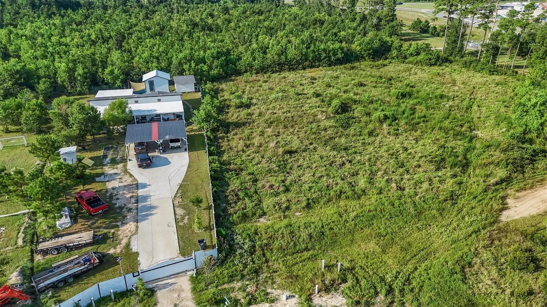 Photo of 121 Road 5212