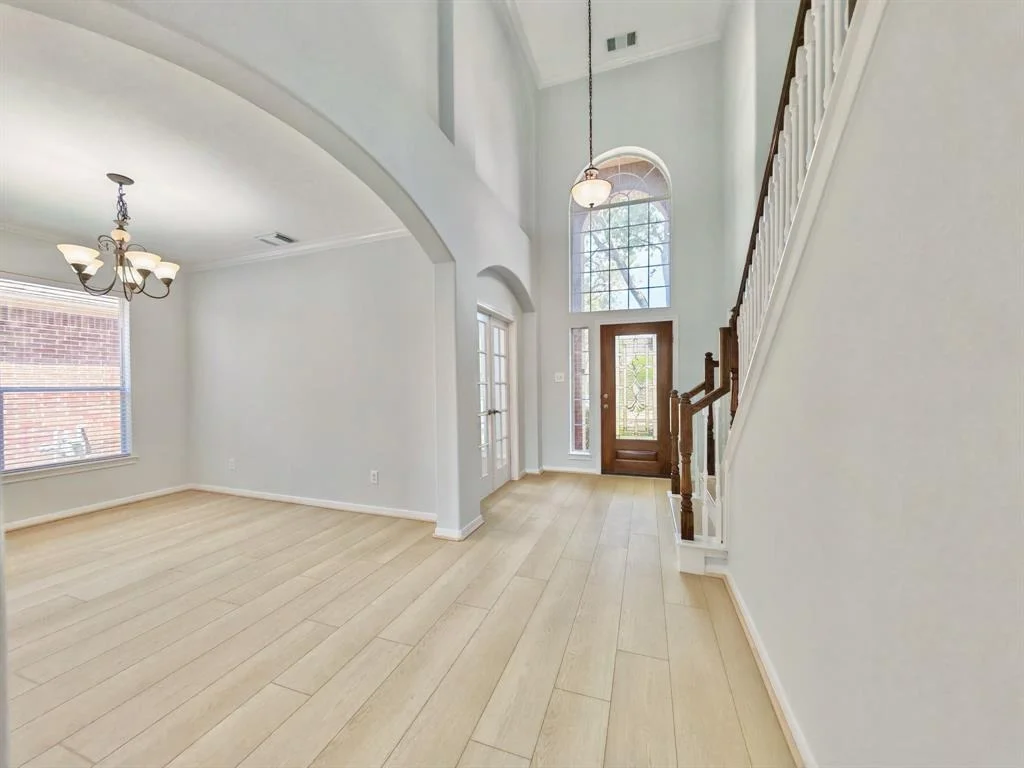 Photo of 5030 Shadow Breeze Lane