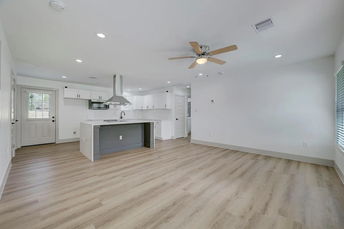 Photo of 4419 Botany Lane