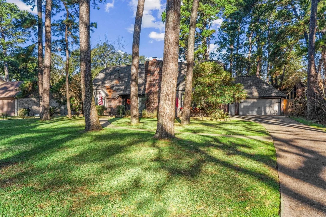 Photo of 8118 Oak Moss Drive