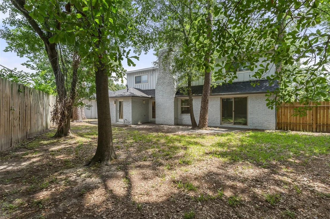 Photo of 10067 Briarwild Lane