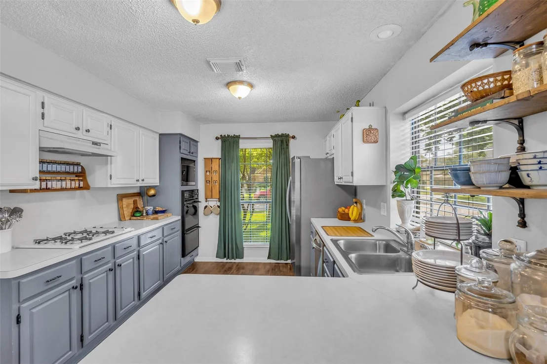 Photo of 15426 Freestone Peach Lane