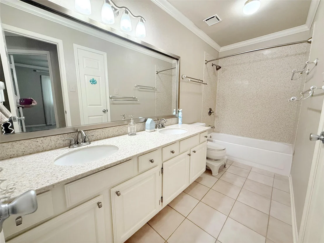 Photo of 205 Peppermint Drive