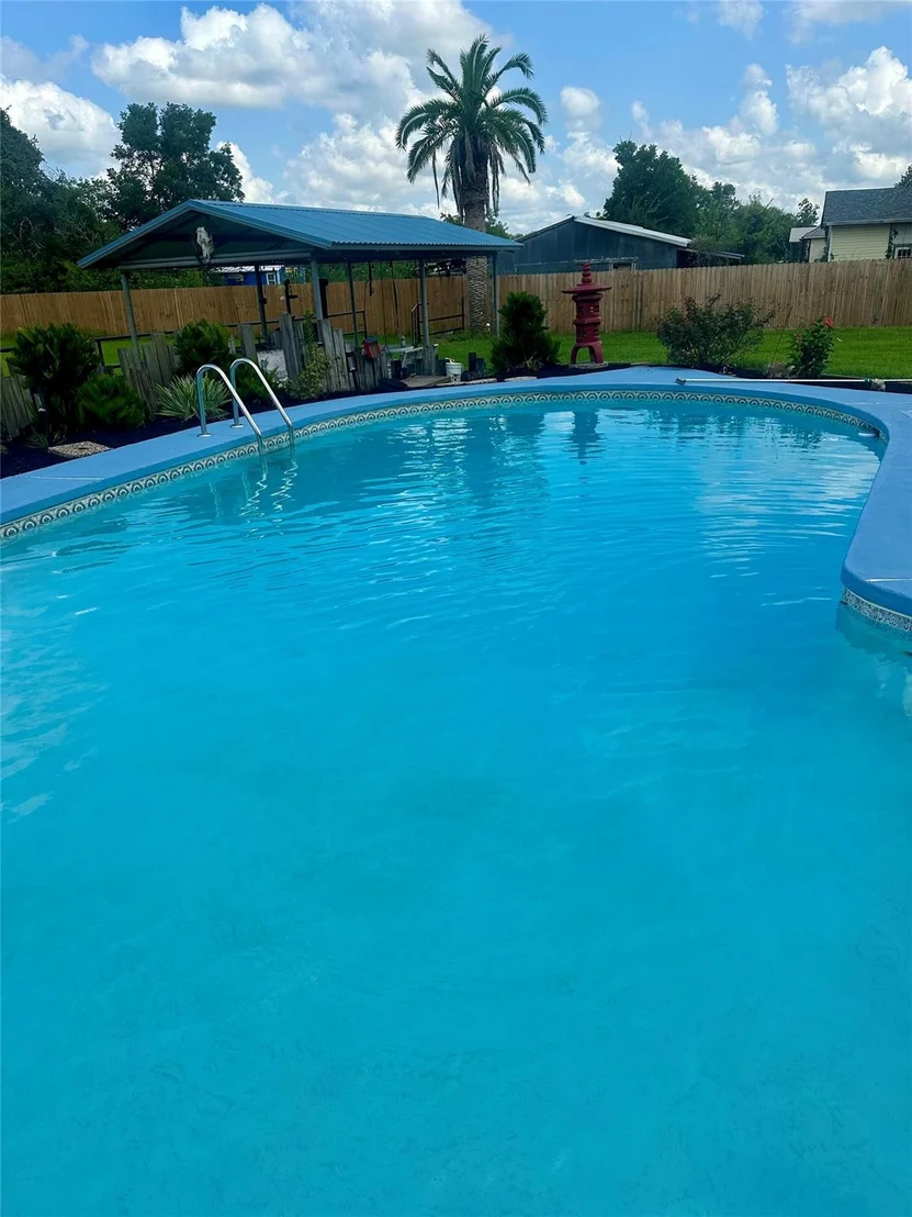 Photo of 6516 Mcginnes Road