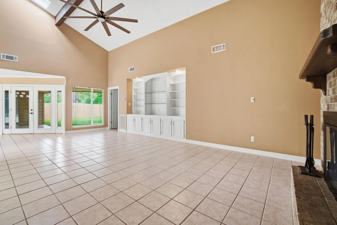 Photo of 74 Oak Grove Lane