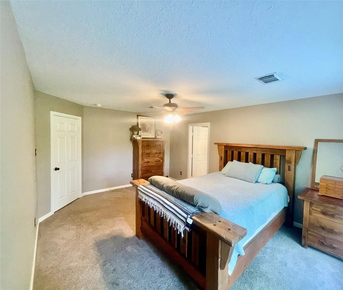 Photo of 4335 Harvey Road