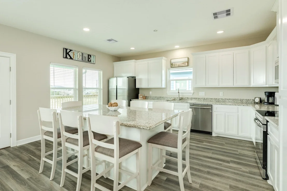 Photo of 524 Thunder Road