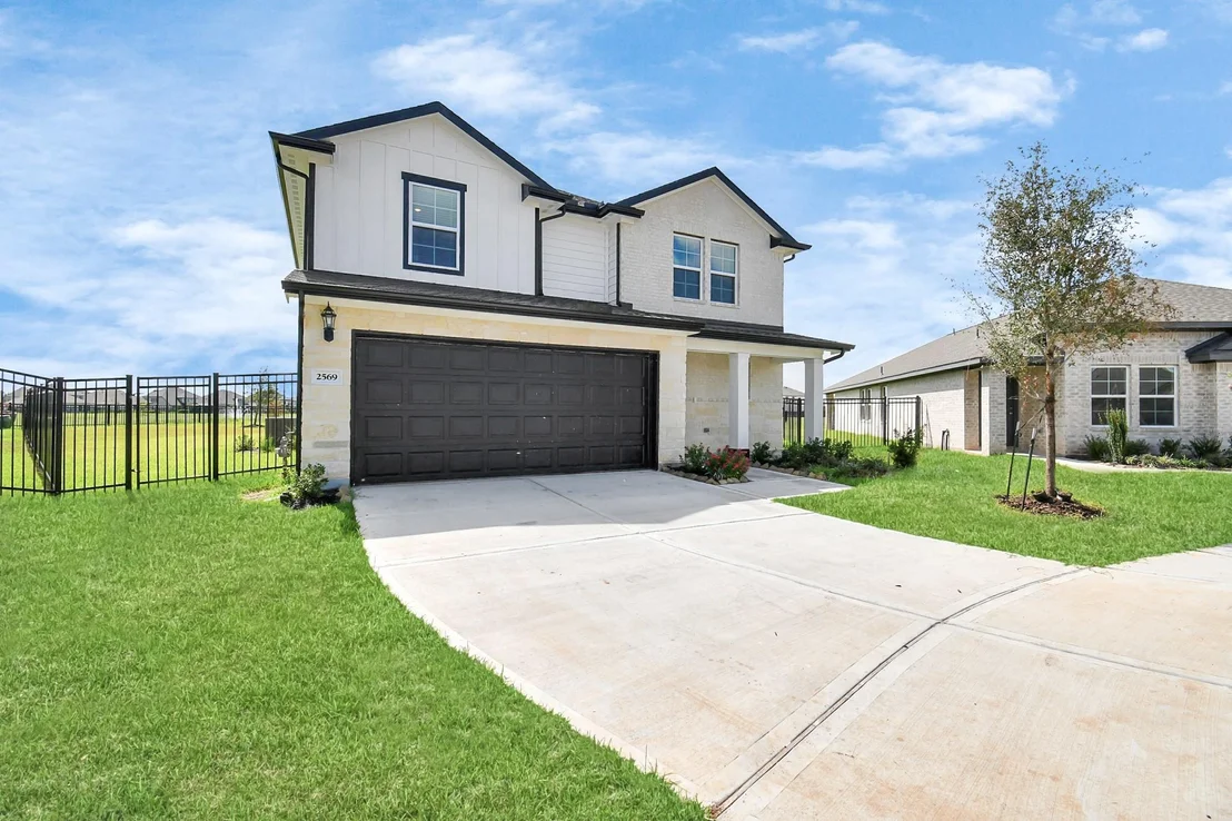 Photo of 2569 Malibu Glen Drive