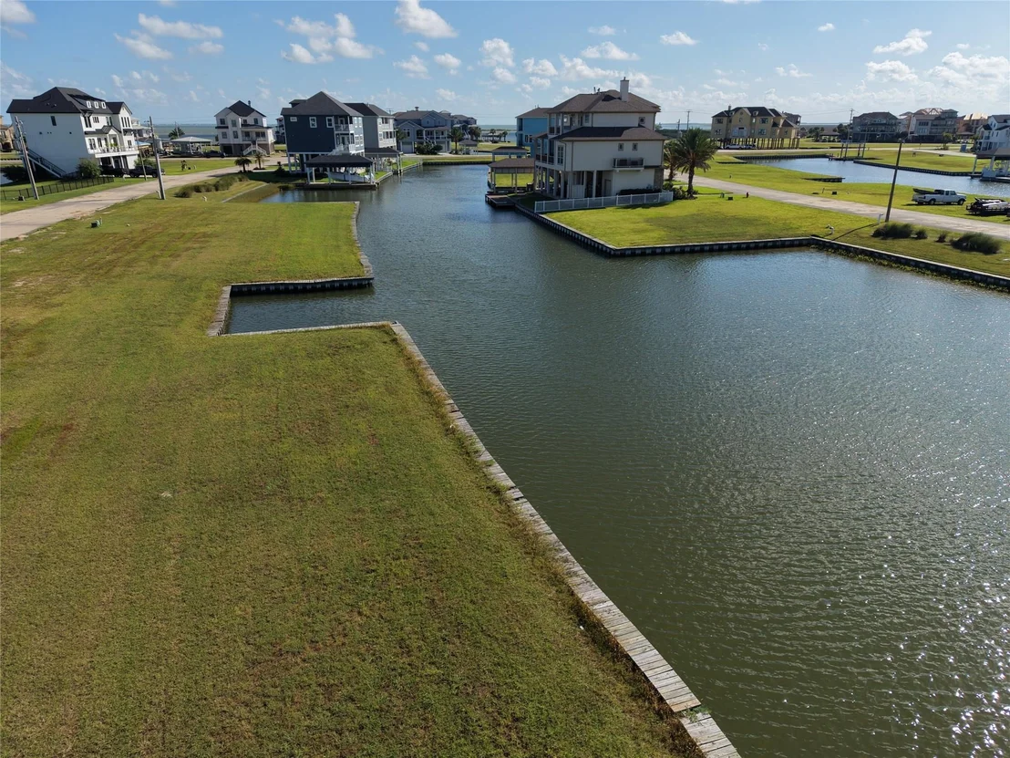 Photo of 14 Saddlebunch