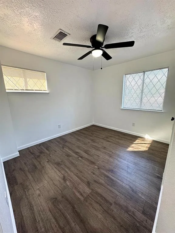Photo of 2035 Derby Drive