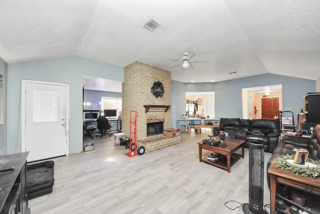 Photo of 22122 Breezy Hill Drive