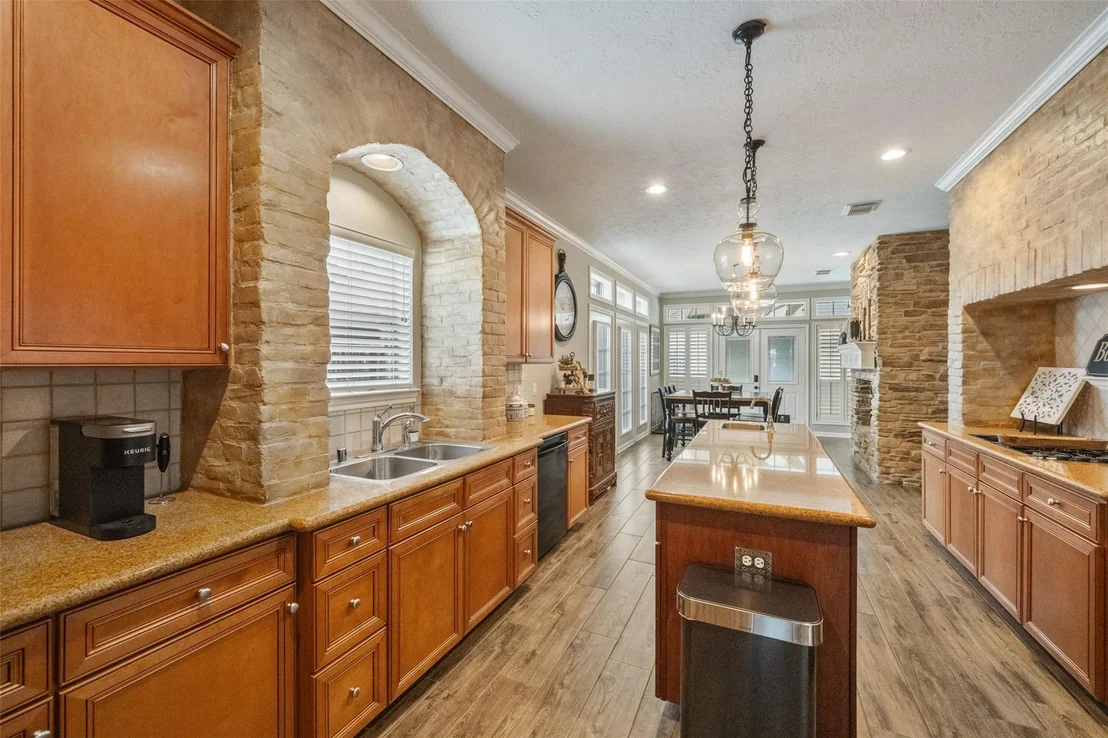 Photo of 5215 Samuels Drive