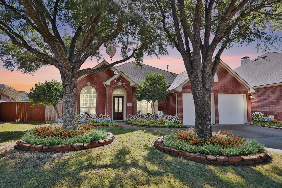 Photo of 1214 Berwick Manor Court