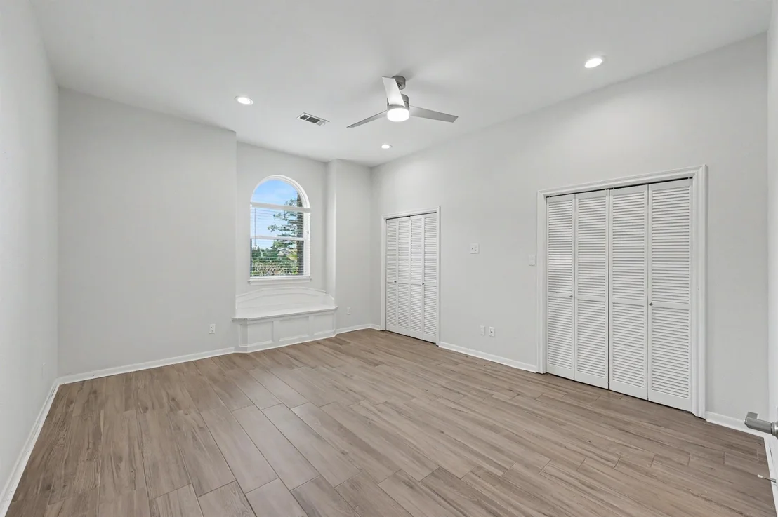 Photo of 60 La Jolla Circle
