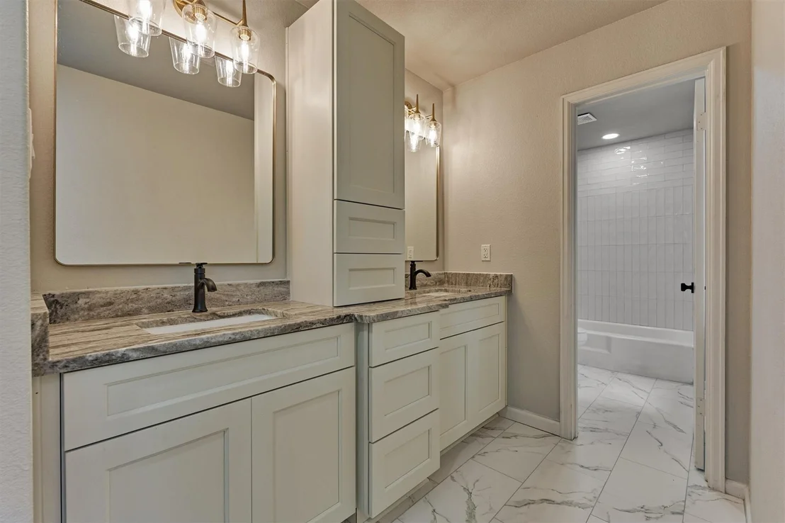 Photo of 6107 Jadecrest Court