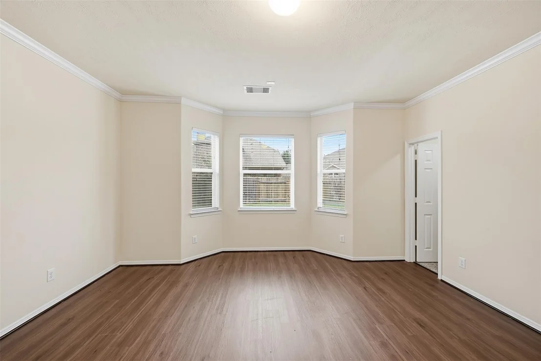 Photo of 4202 Misty Waters Lane