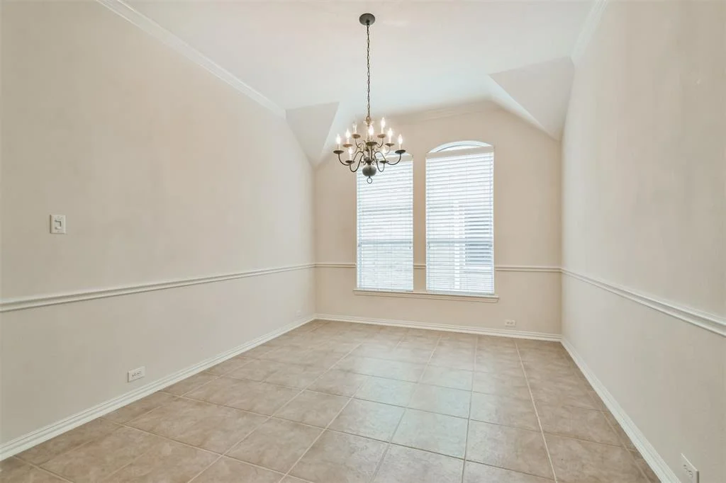 Photo of 241 Kettering Lane