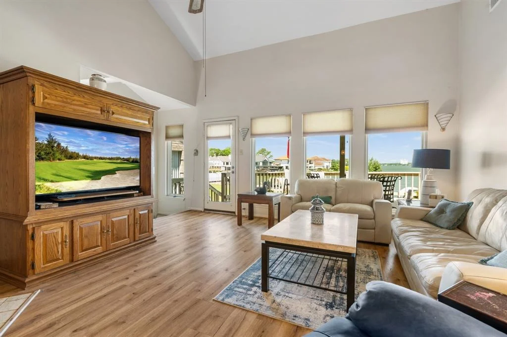 Photo of 112 Cove Point
