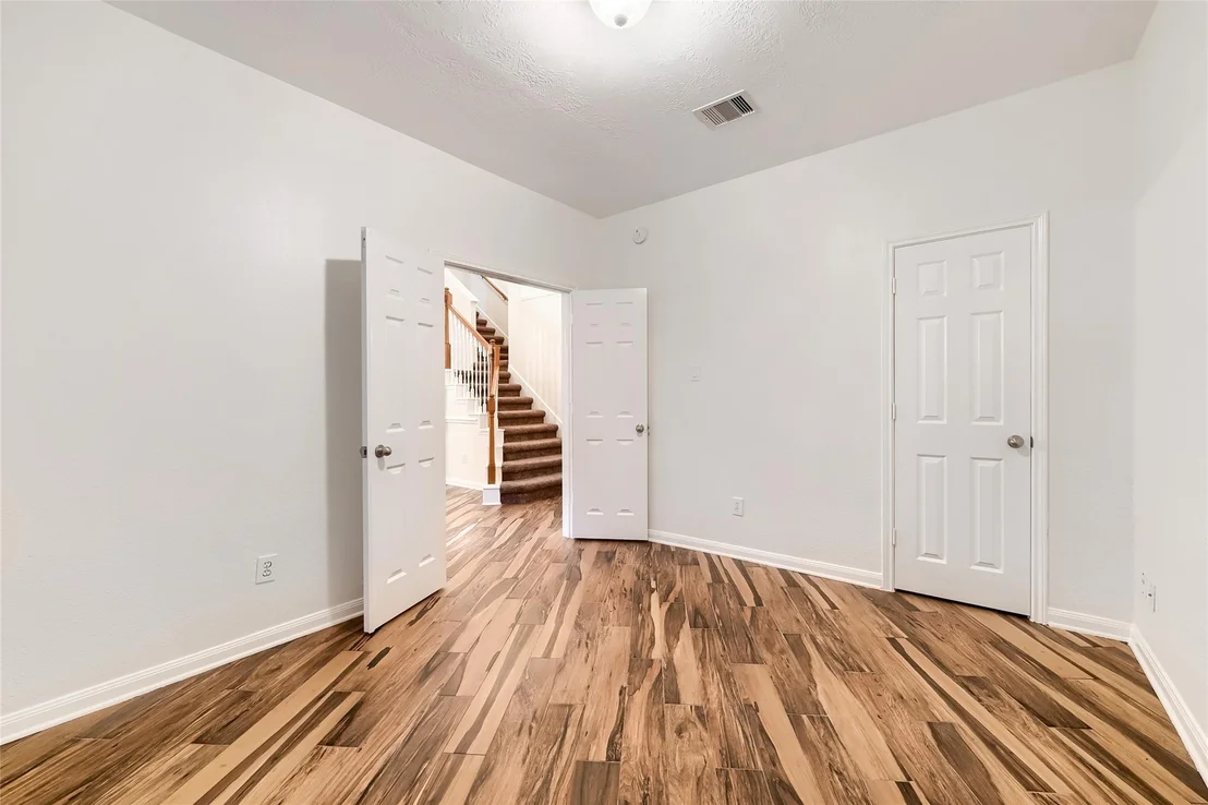 Photo of 511 Silver Creek Circle