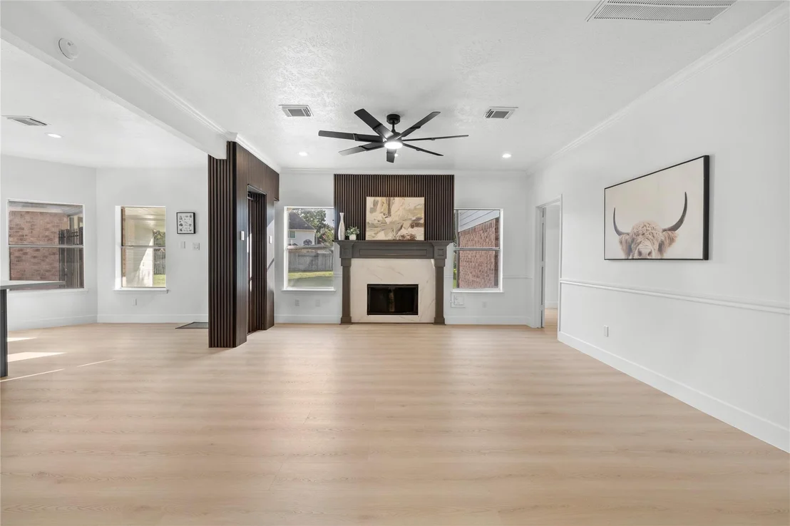 Photo of 9714 Broadley Drive